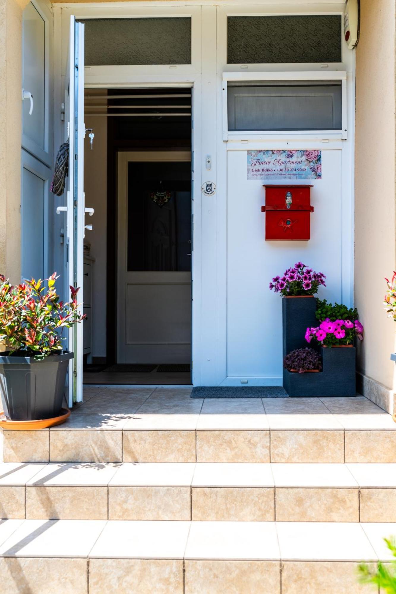 Flower Apartment Хевіз Екстер'єр фото